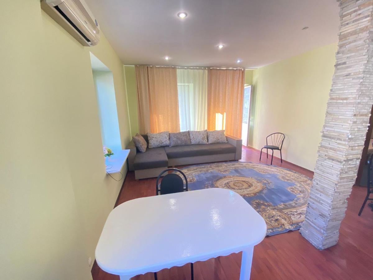 White New Apartments Ultracentral 2-Rooms In The Heart Kišiněv Exteriér fotografie