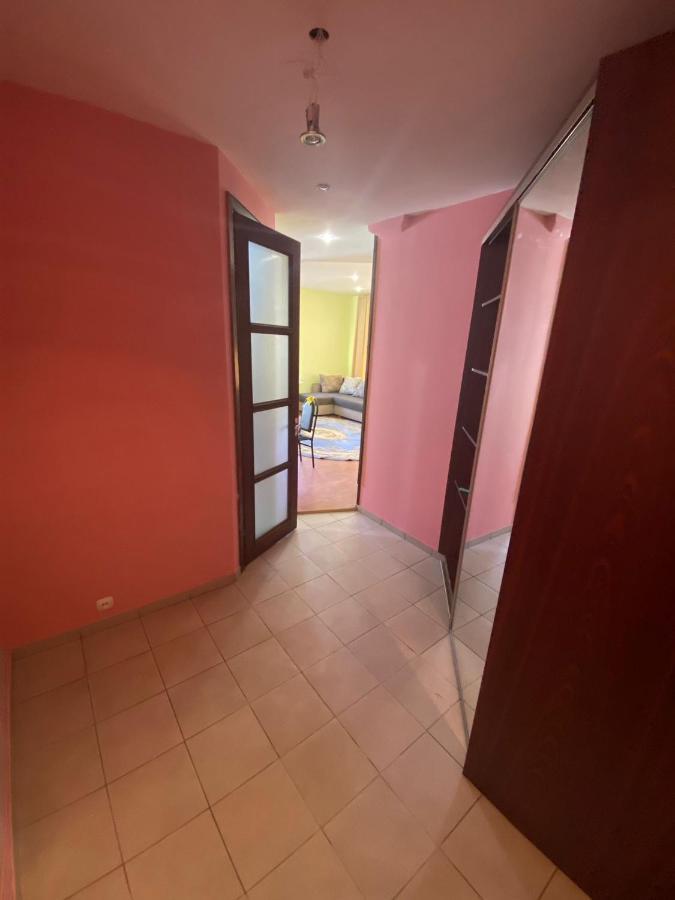 White New Apartments Ultracentral 2-Rooms In The Heart Kišiněv Exteriér fotografie
